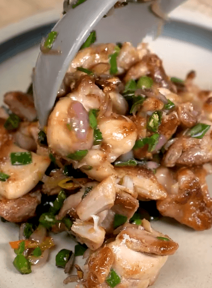 Green chili mayo chicken is more like a stir-fry but for chicken